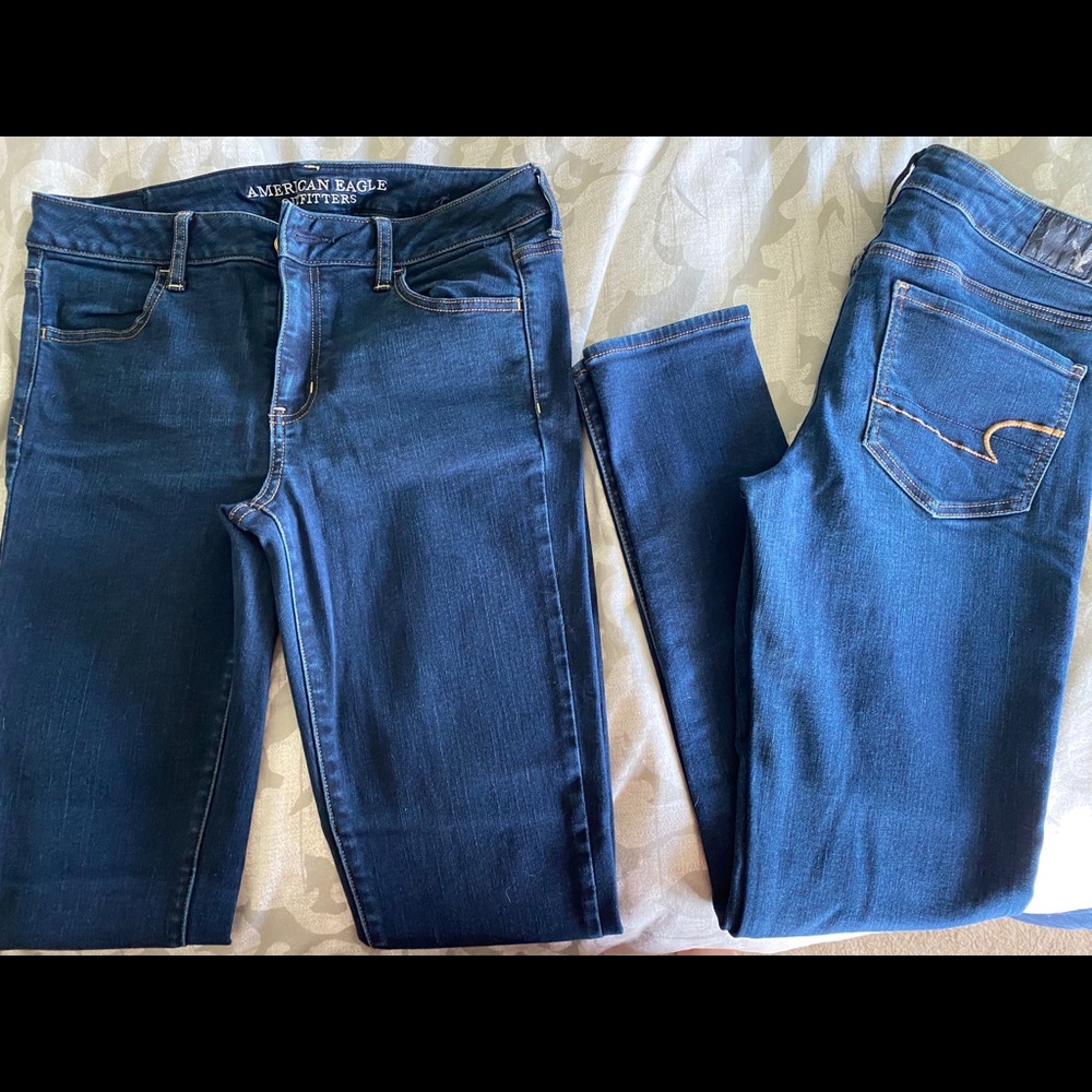 2 pairs of American Eagle jeans